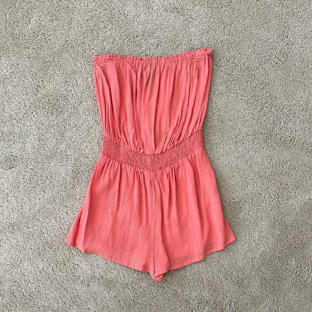 Peach strapless romper